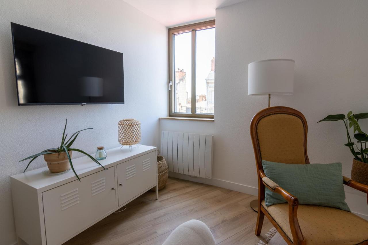 Appartement Duplex Saumur Centre, Refait A Neuf, A Proximite Du Chateau Zewnętrze zdjęcie